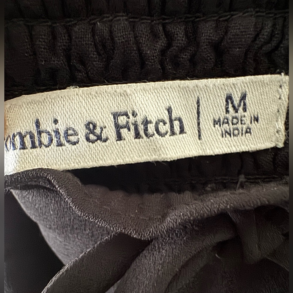 Abercrombie & Fitch Black Long Sleeve Fit & Flare Mini Dress w/ Pockets – Size M - Picture 4 of 5